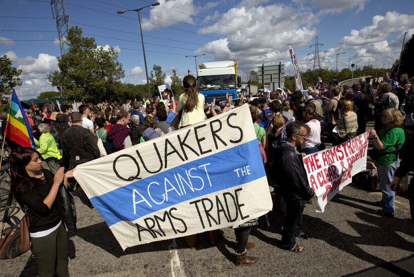 Quakers at the DSEI arms fair demonstrations in 2015. Photo: Jess Hurd/reportdigital.co.uk