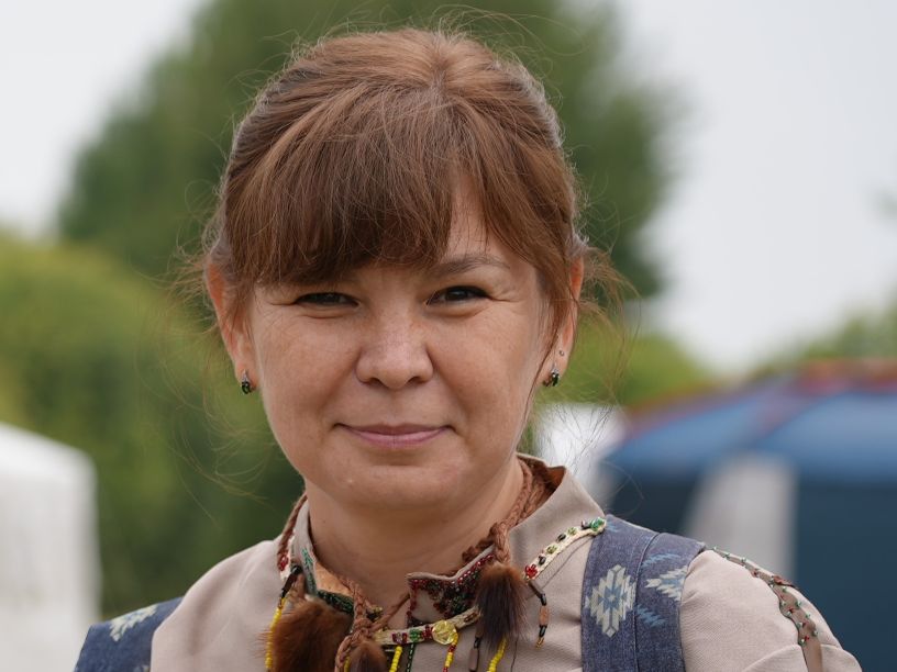 Woman with brown hair